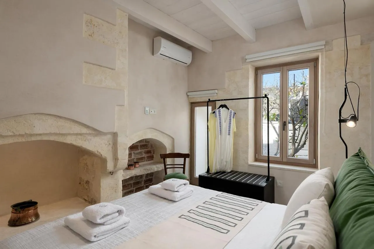 Sutor Chic Manor Hotel Rethymno  0*, Rethymno (Crete)